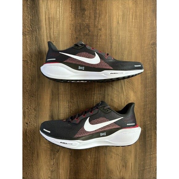 buccaneers nike shoes